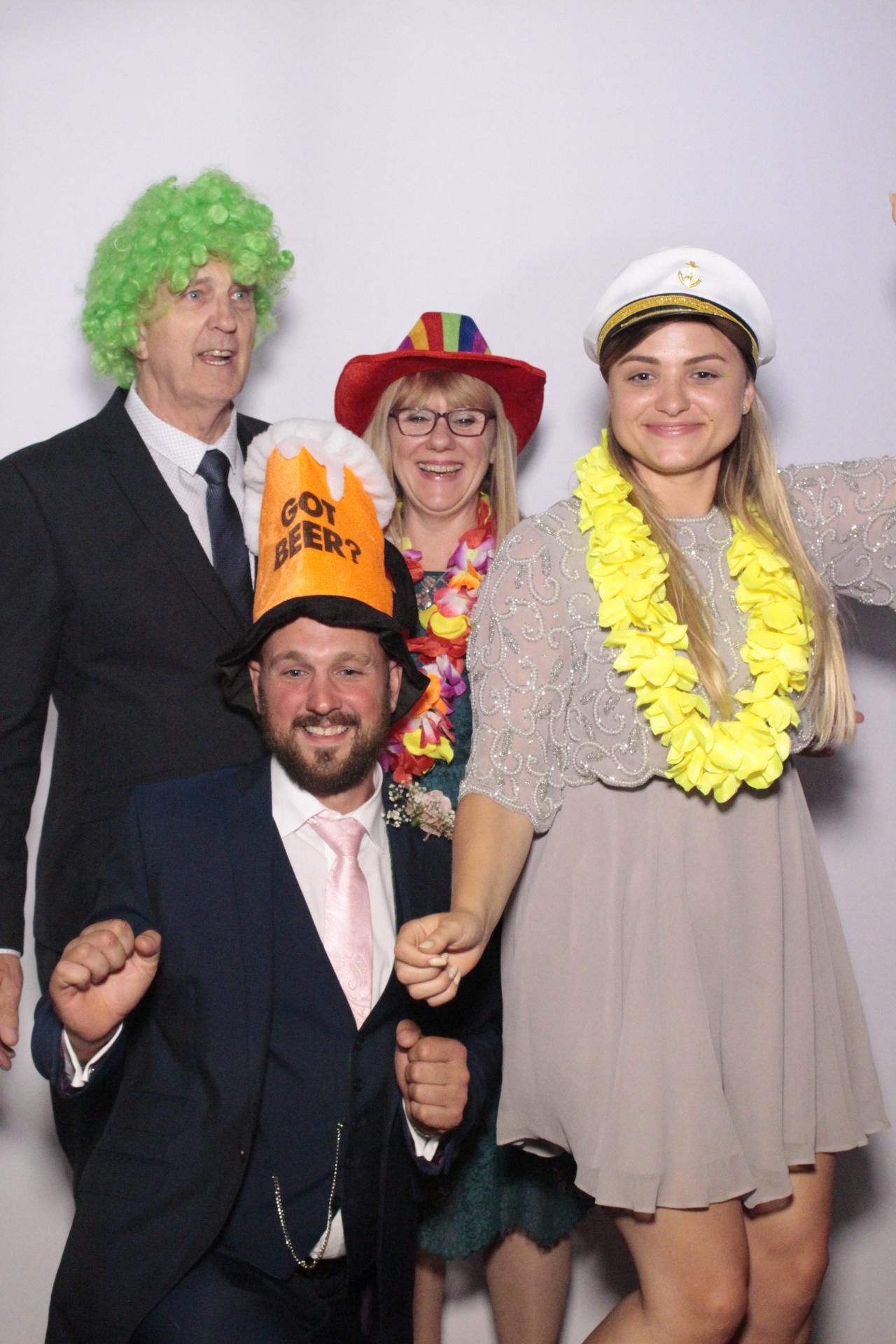 Gemma & Scott's Wedding | View more photos from the event at gallery.myphotoboothexperience.co.uk/u/MyPhotoBoothExperienceLtd/Gemma-Scotts-Wedding